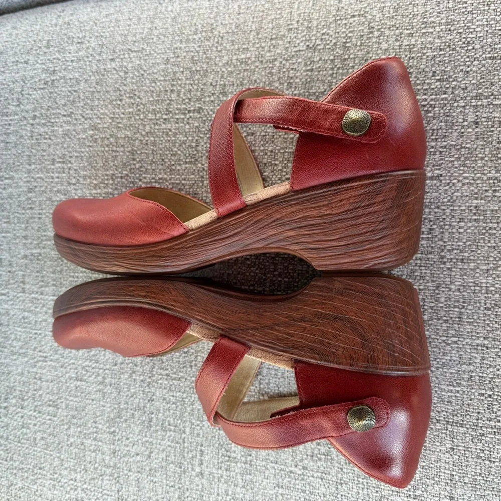 Alegria Savina Red Leather Wedge Sandals Size 40